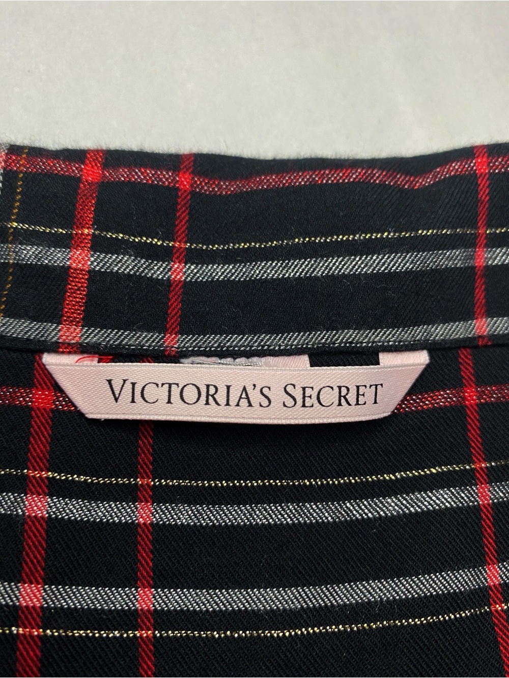 NWOT Victoria’s Secret Flannel Short Pajama Set Black / White / Red Button Down - Picture 9 of 9